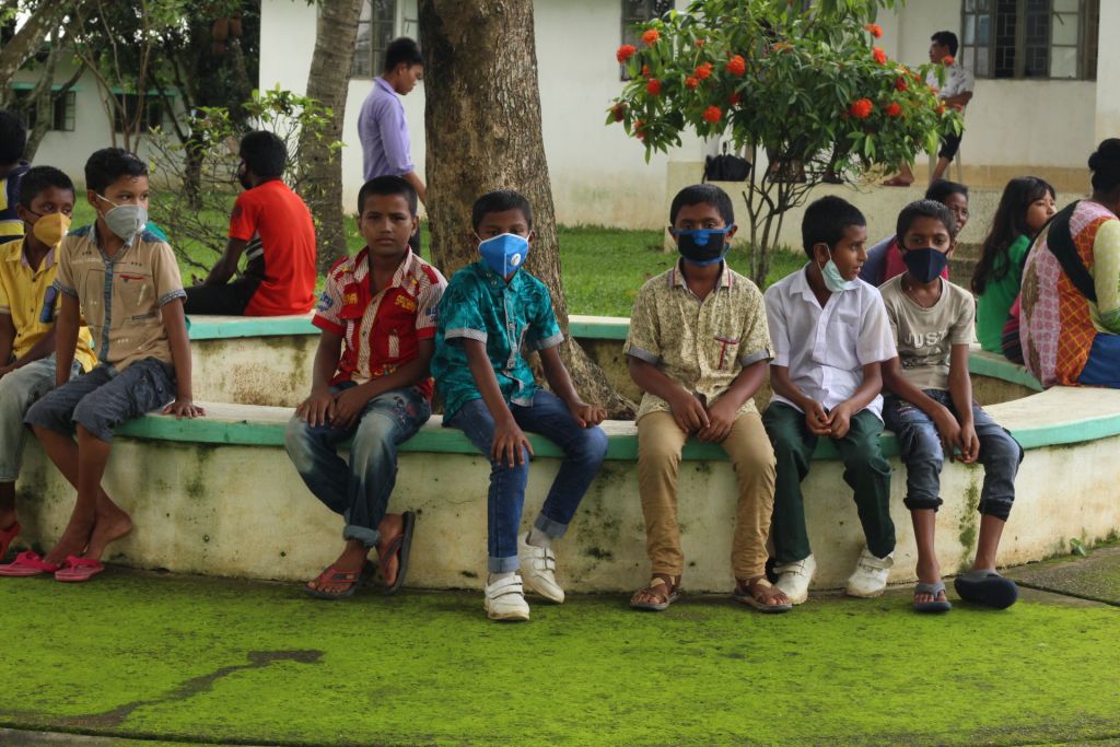 emergency food relief in Bangladesh