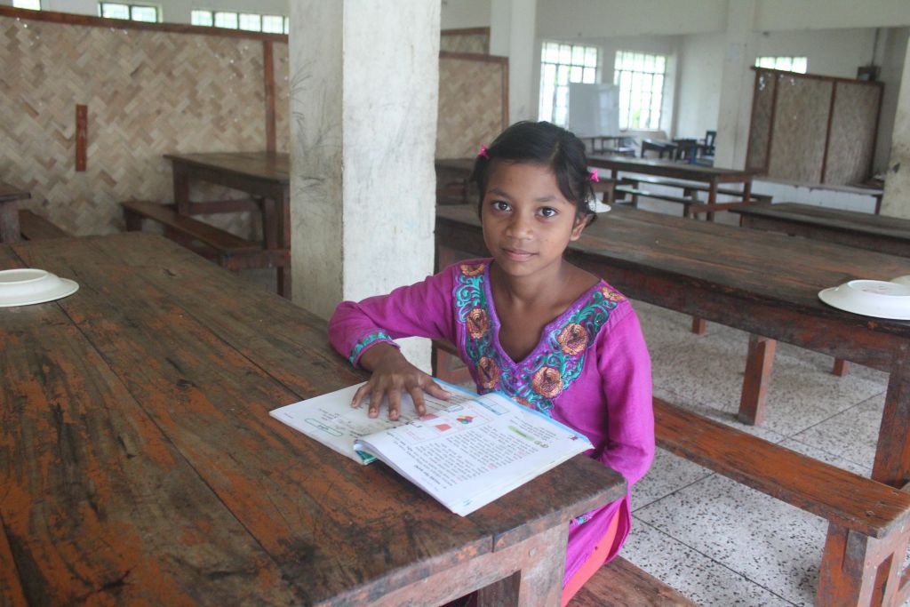 child-with-book-back-to-school