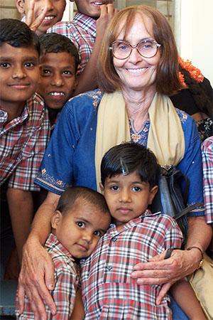 Helen Eager with kids