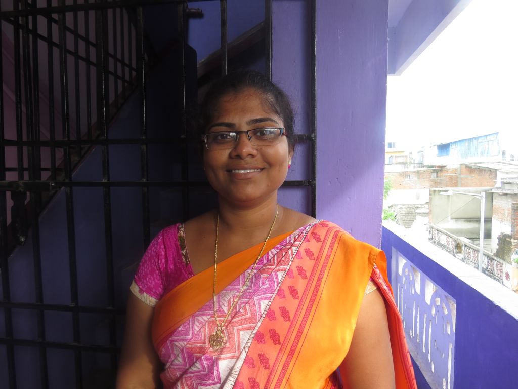 Building Small Businesses in India 1 Saranya1